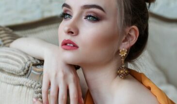 Как подобрать бижутерию в зависимости от типа лица: советы стилиста