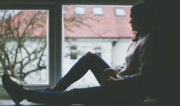 Выбор окон: в чем разница между деревянными, пластиковыми и алюминиевыми — подробное сравнение для дома и квартиры