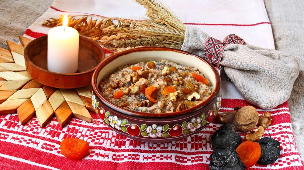 Кутья в тарелке