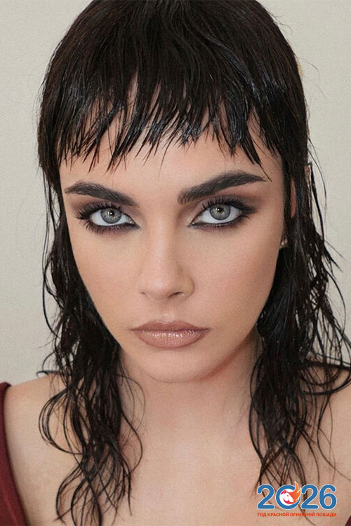 Модный макияж осень-зима 2025-2026 года19