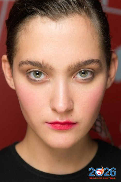 Модный макияж осень-зима 2025-2026 года61