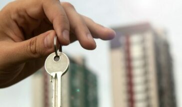 МВД предупредило о новой схеме: Мошенники запугивают потерей квартир и требуют перевести деньги на криптокошелёк