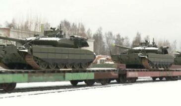 Россия будет решать проблемы военными методами