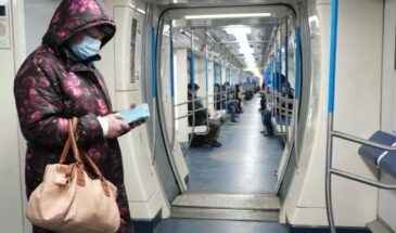 Пассажиров могут не пустить в метро за отказ включить телефон и предоставить для осмотра — почему, объяснил юрист